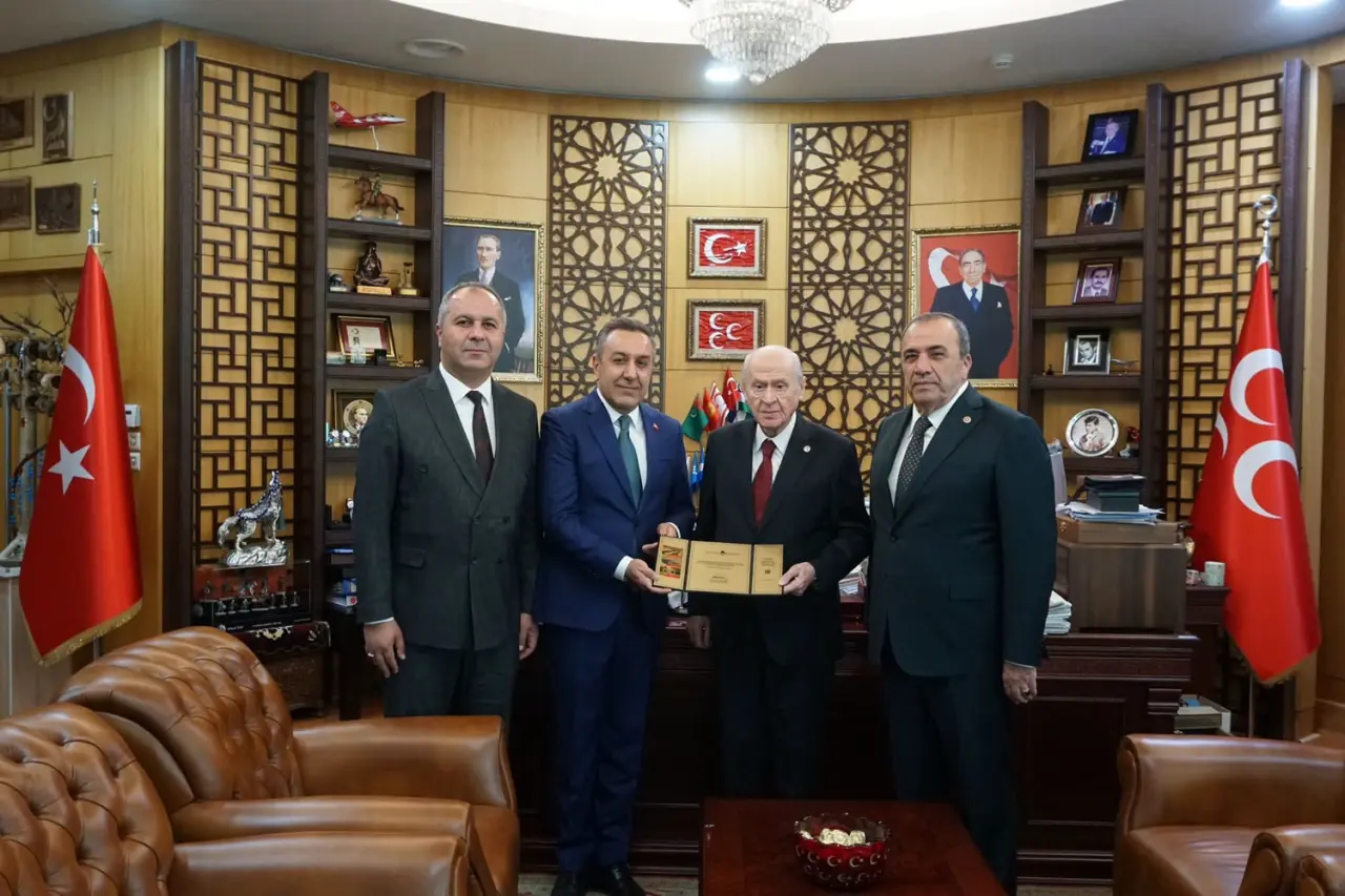 MHP’nin Çorum Heyetinden Ankara'ya Çıkarma 1