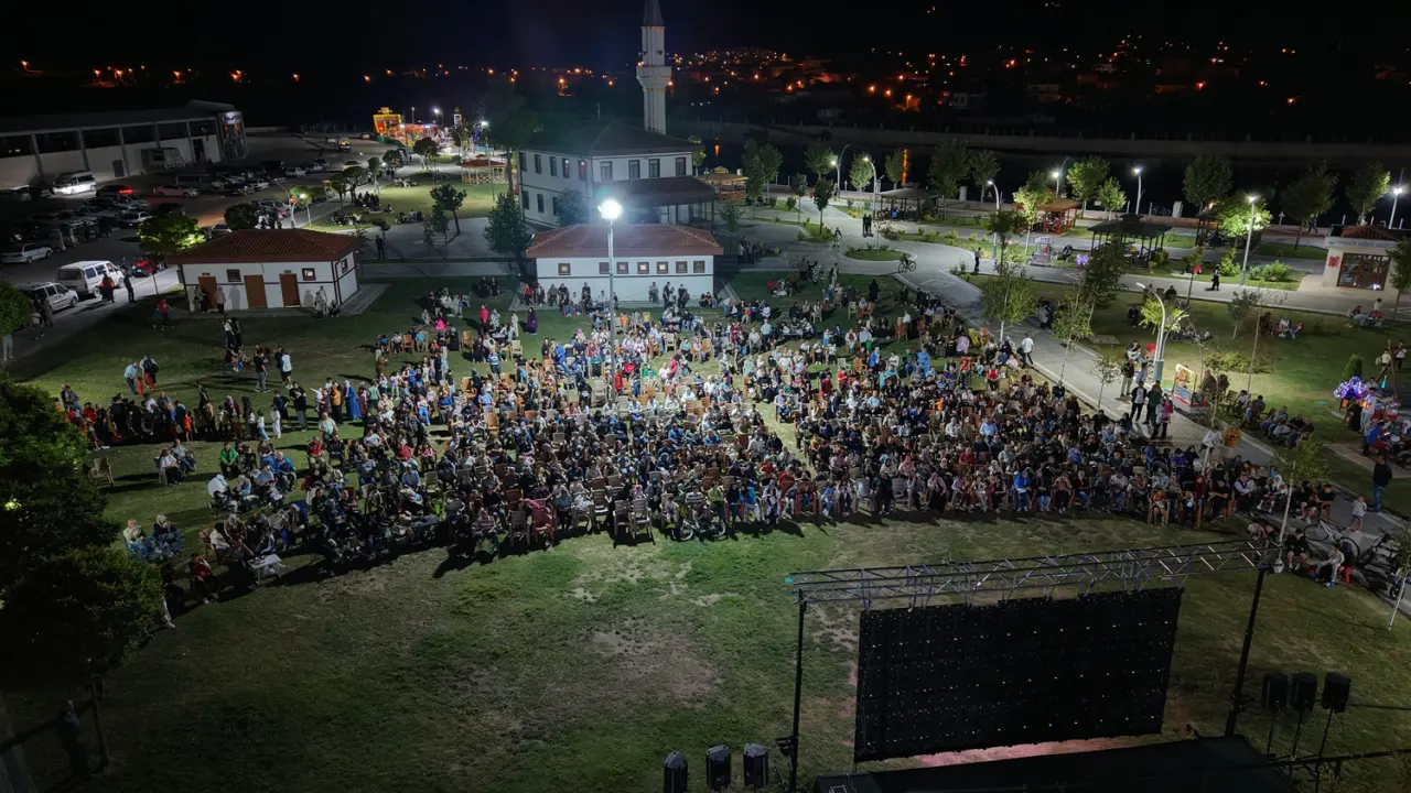 Osmancık’ta Açık Hava Sinema Gecesi 4