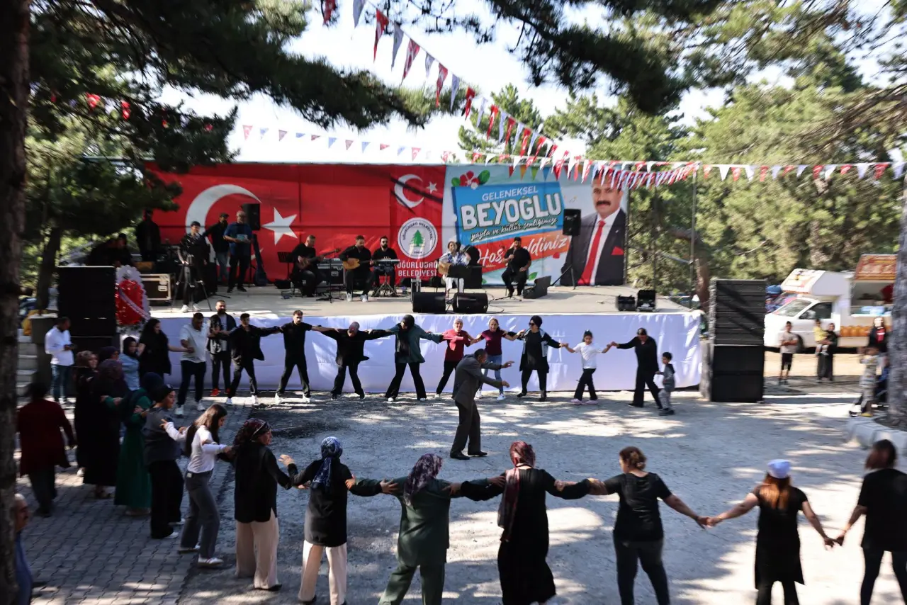 Uğurludağ’da Şenlik Coşkusu 3