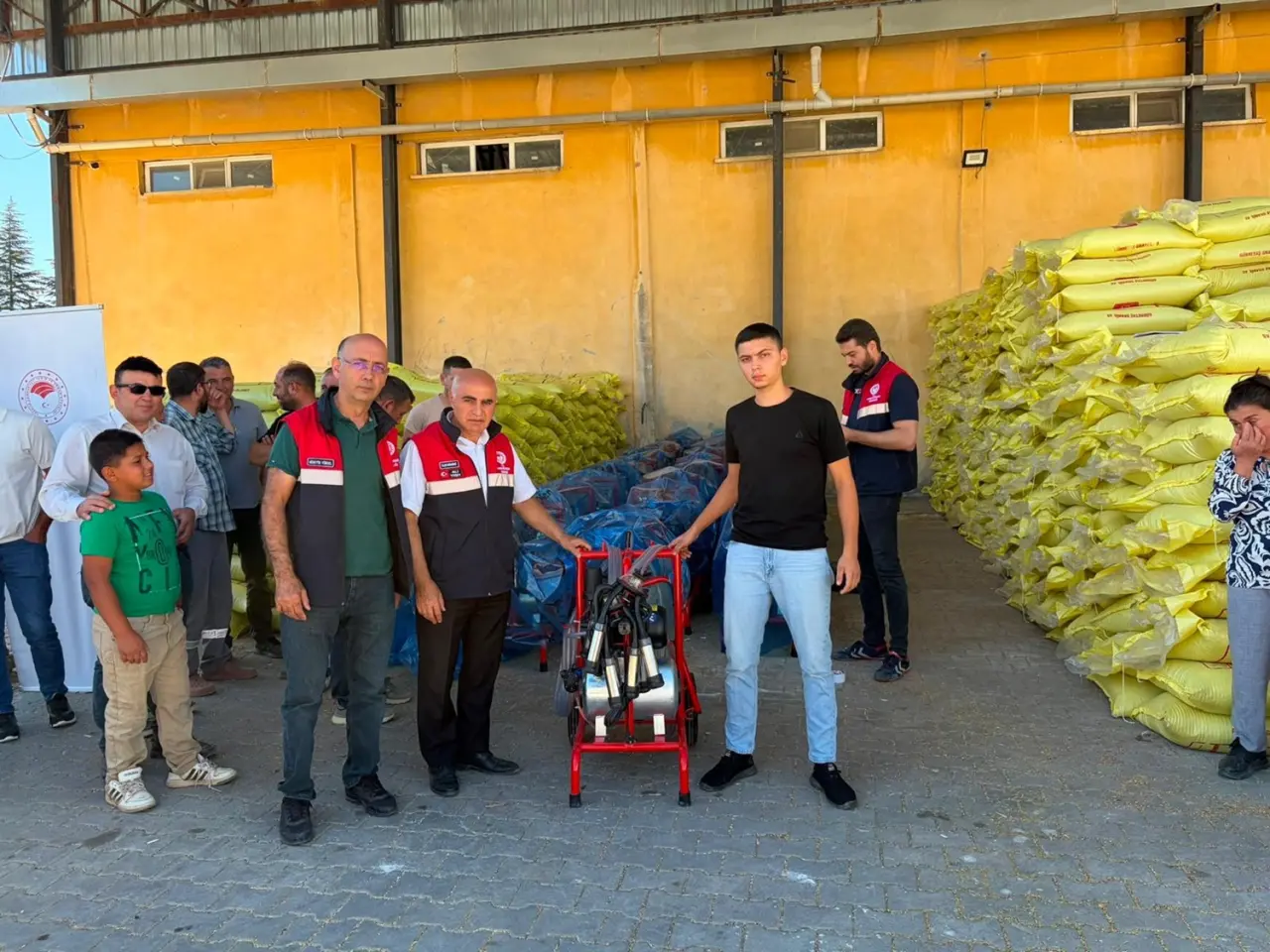 Mecitözü’nde Üreticilere Süt Sağım Makinesi Hibe Edildi 2