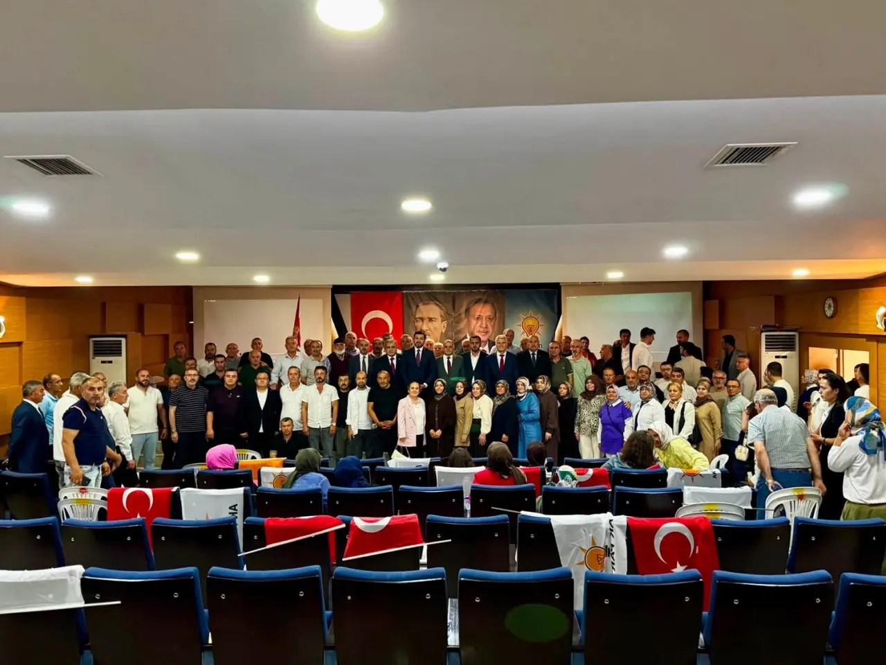 AK Parti’den Yerel Yönetimler Zirvesi 6