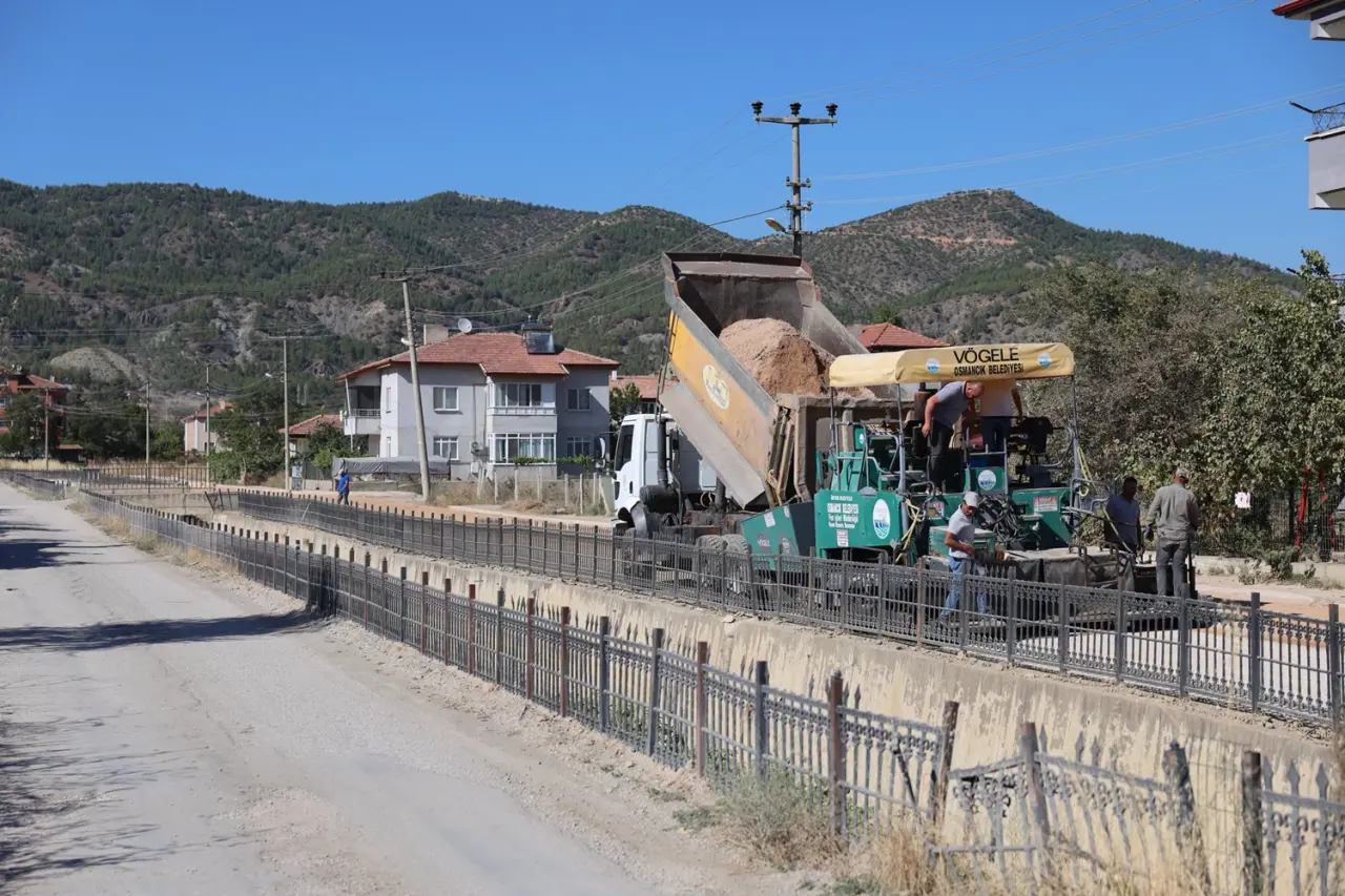 Kuşaklama Kanalı Sıcak Asfalta Hazırlanıyor 1
