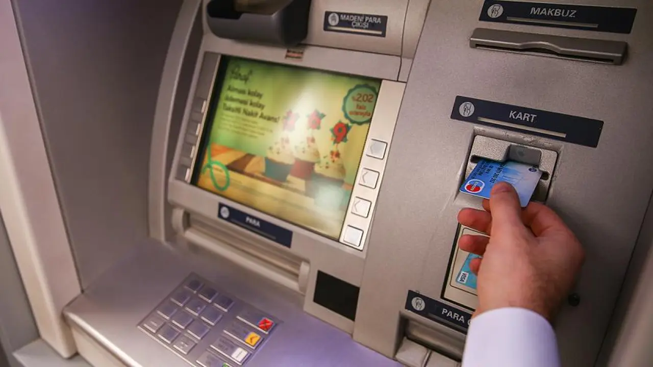 ATM'lerde kart devri bitiyor 4