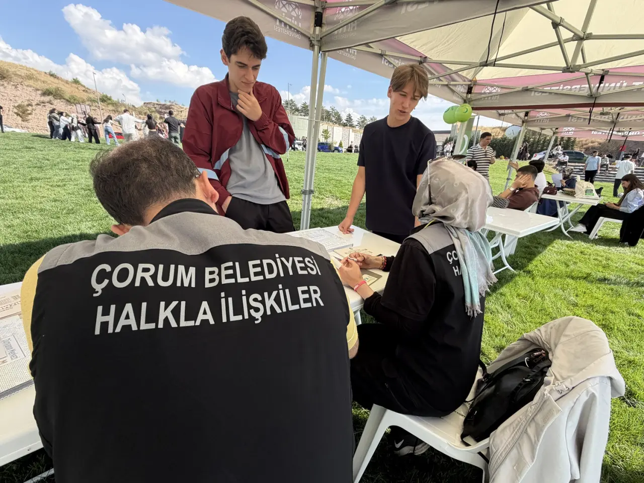 Üniversitelileri Kampüste Karşıladılar 2