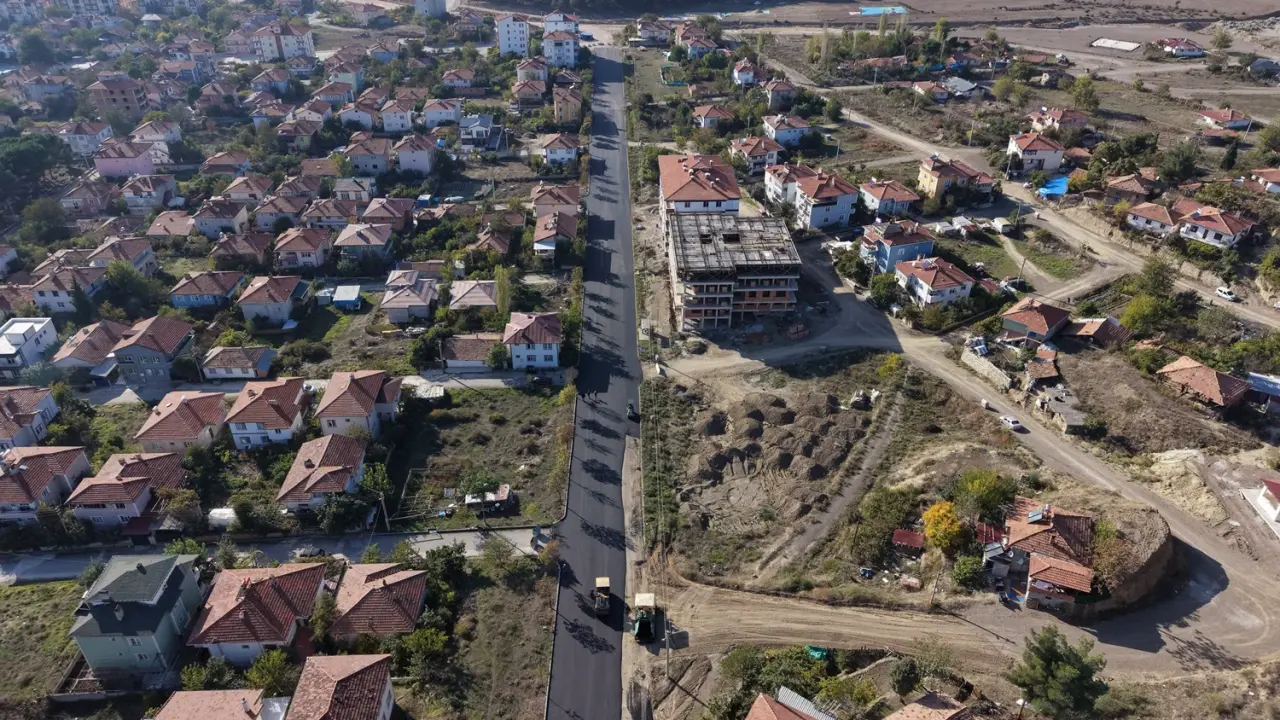 Esentepe’de Asfalt Çalışmaları Tamamlandı 4