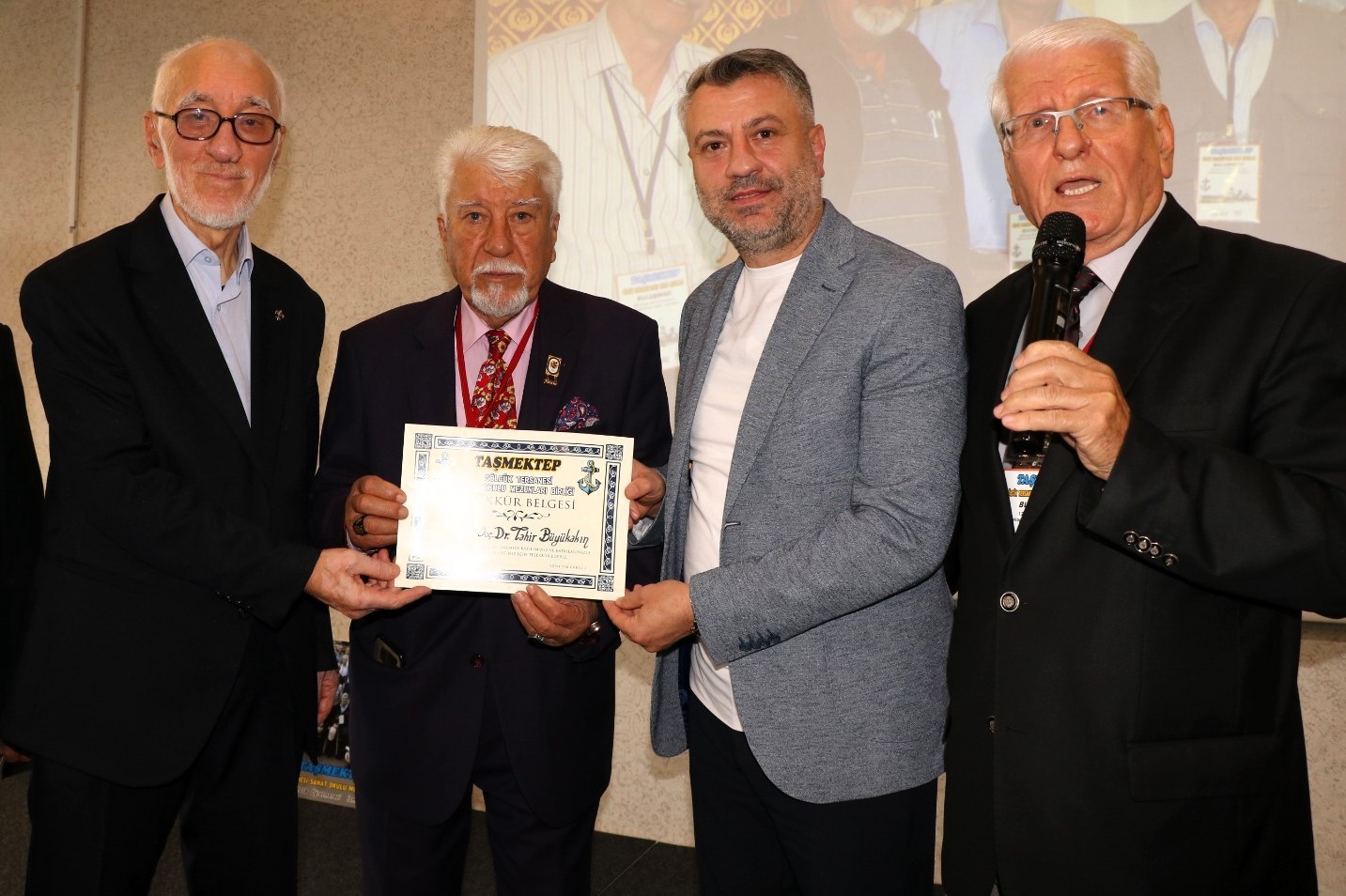 60-yillik-mezunlarin-hatiralarla-dolu-yolculugu