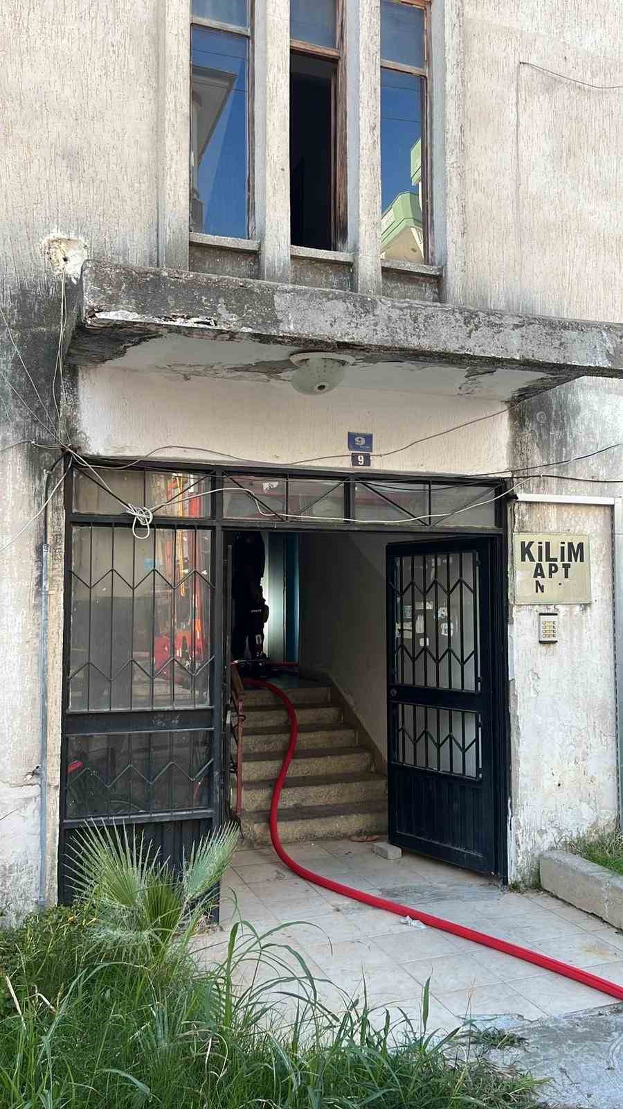 alanyada-evin-banyosunda-cikan-yangin-korkuttu