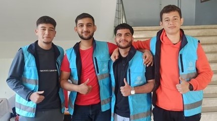 aydinda-gonullu-ogrencilerden-kan-bagisi