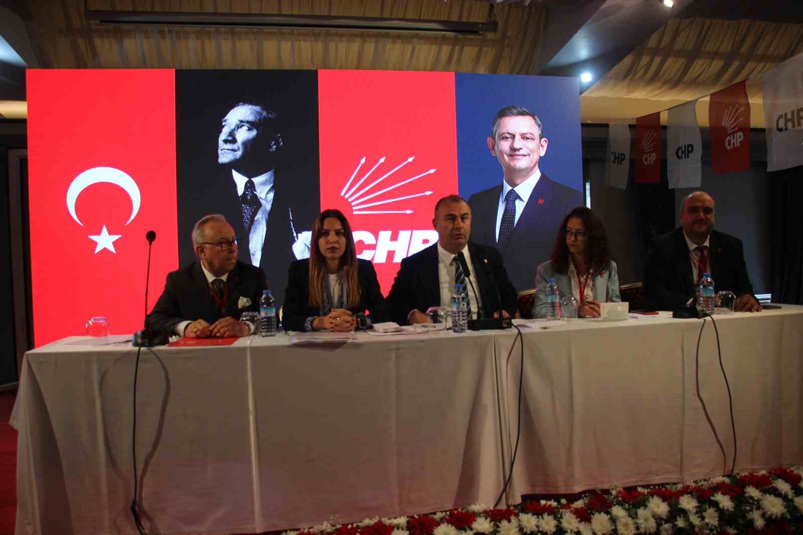 chp-aydinda-kongre-gunu