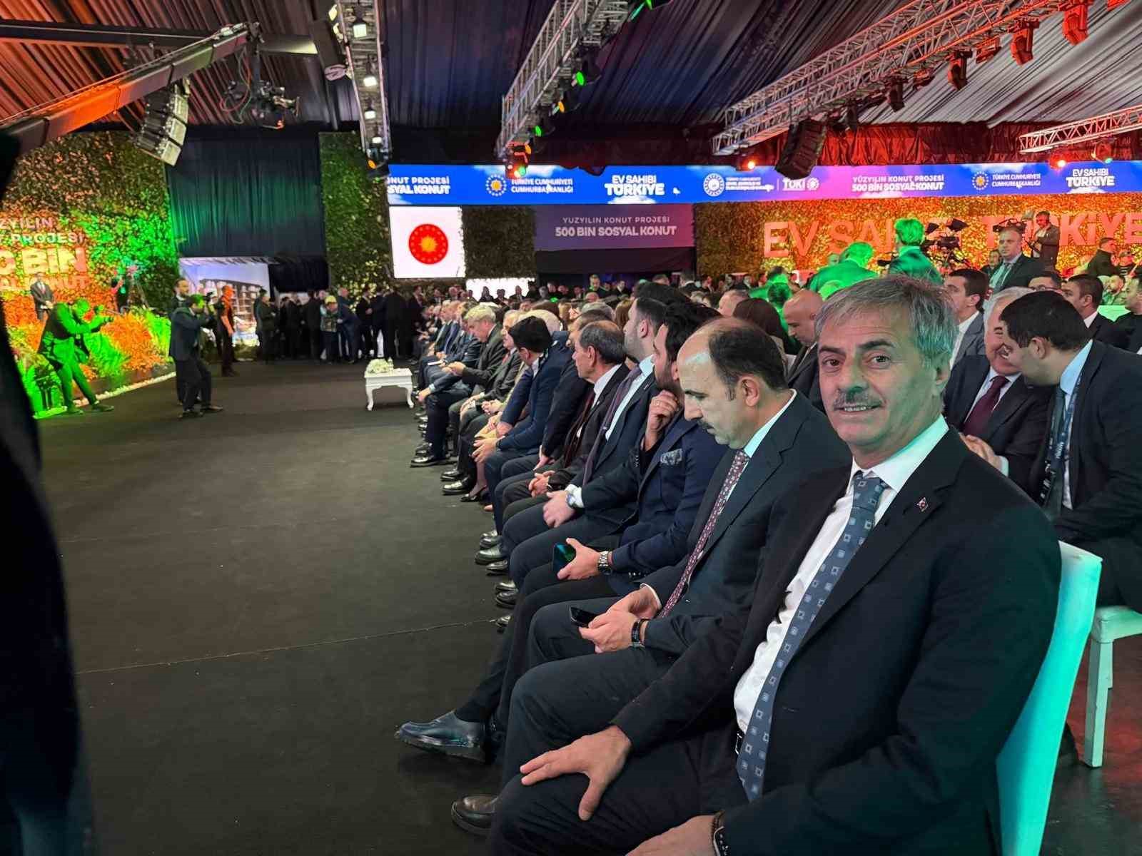 cumhurbaskani-erdogan-baskan-yusuf-alemdara-sakaryayi-sordu