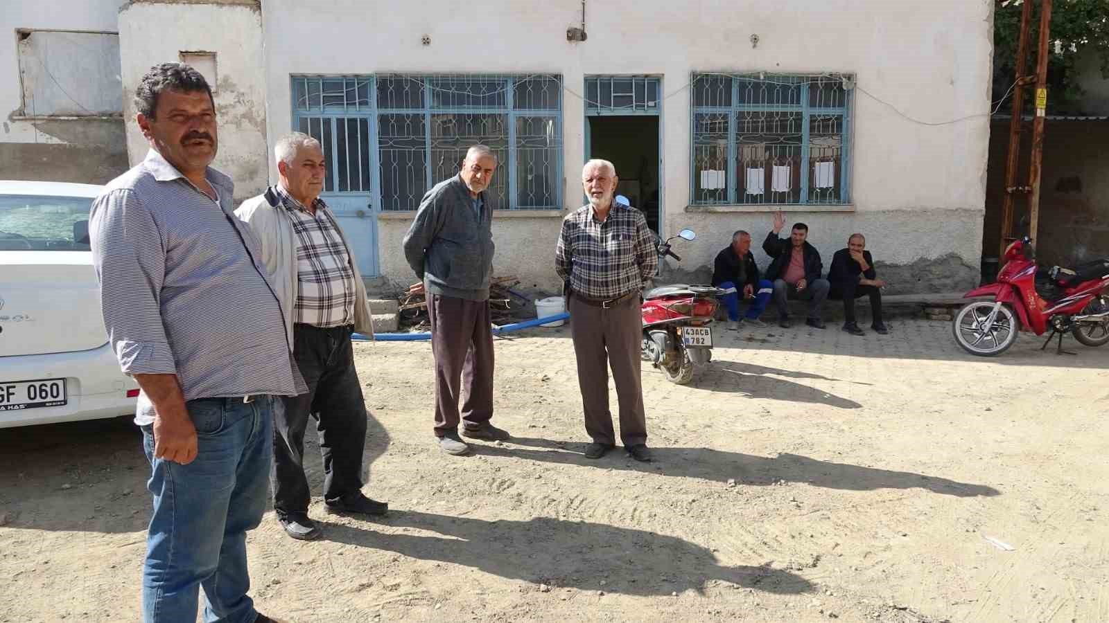 eseler-koyunde-yillardir-suren-sorunlar-cozuldu