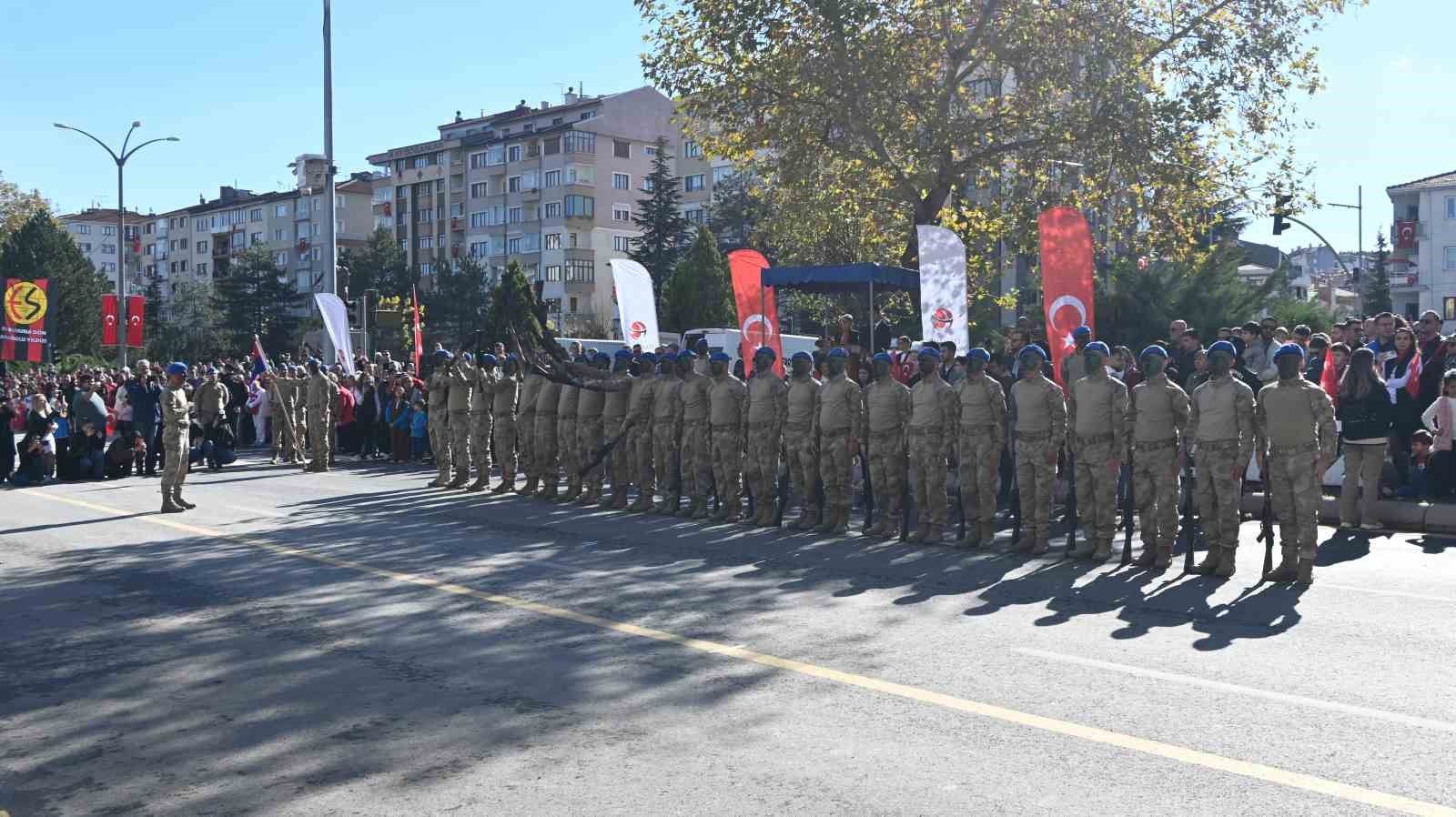 jandarmadan-nefes-kesen-29-ekim-gosterisi