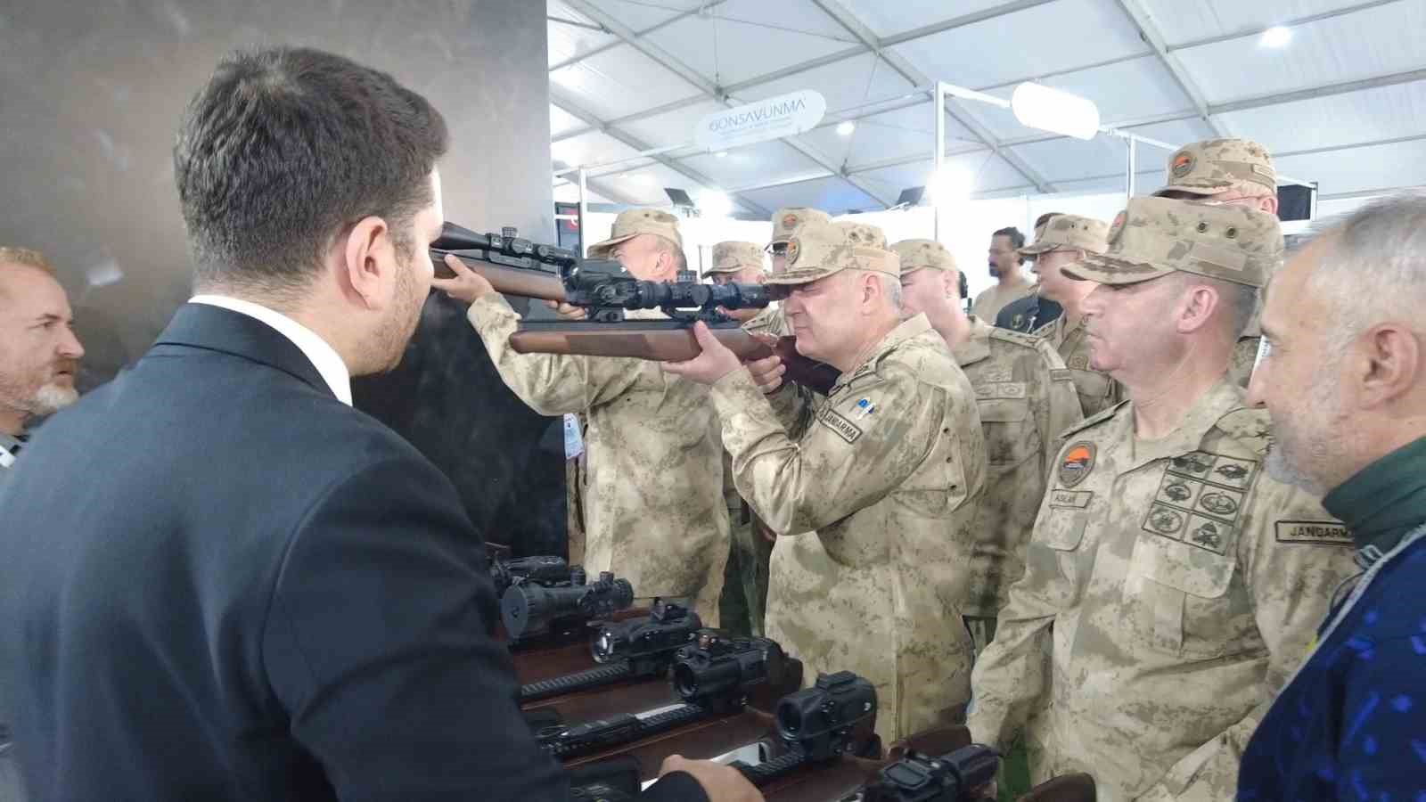 jandarmaya-yeni-atis-okulu-orgeneral-cardakcidan-boran-vii-finalinde-anlamli-acilis