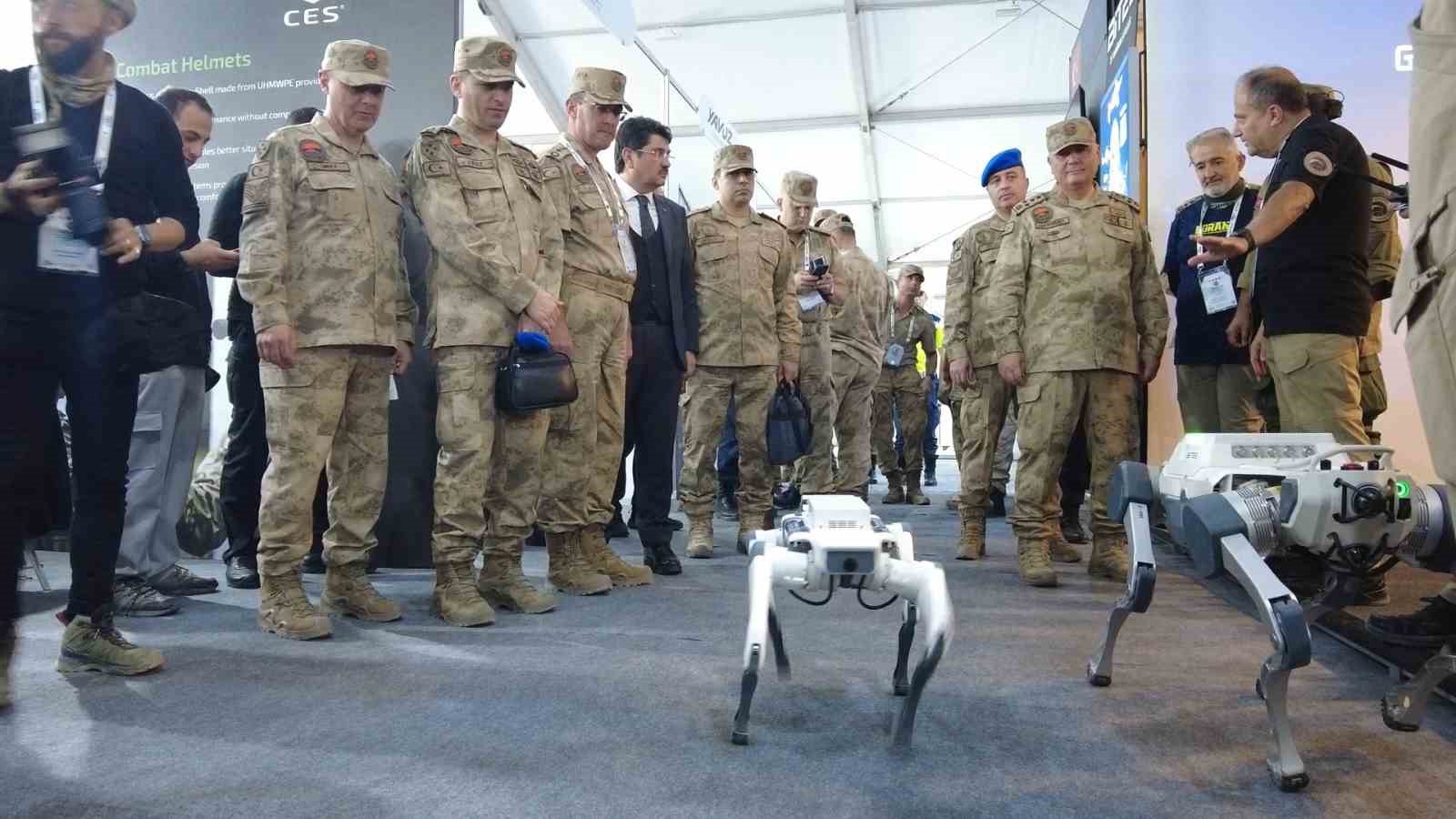 jandarmaya-yeni-atis-okulu-orgeneral-cardakcidan-boran-vii-finalinde-anlamli-acilis