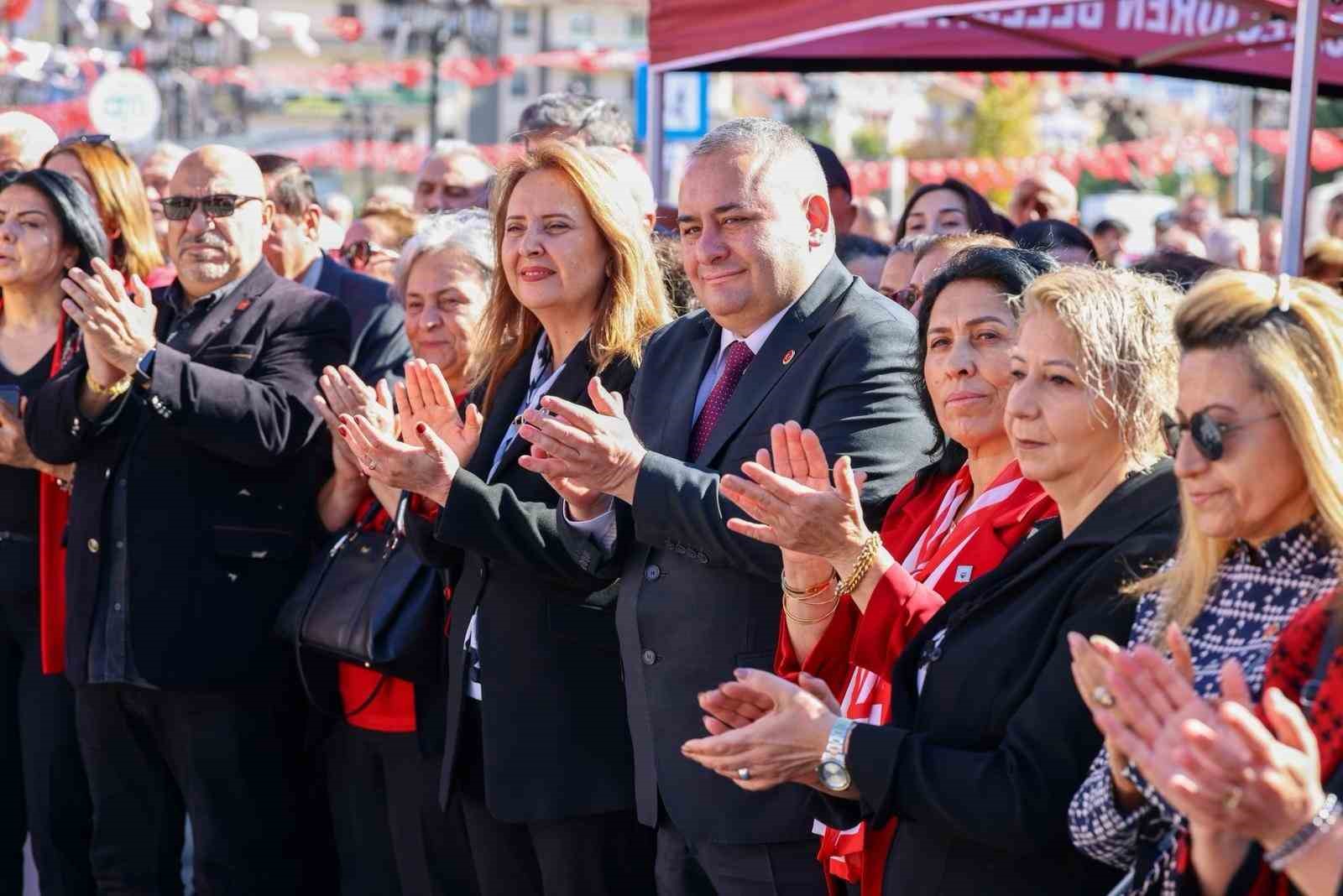 keciorende-cumhuriyet-bayrami-coskusu