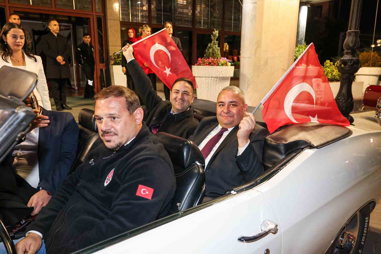 keciorende-gun-boyu-cumhuriyet-bayrami-kutlamalari-yapildi