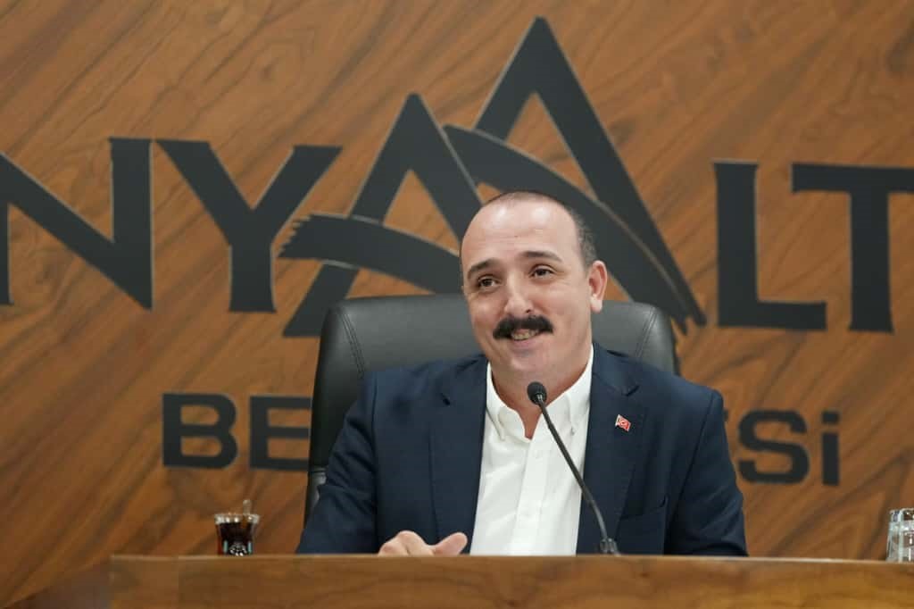 konyaalti-belediyesinin-2026-yili-butcesi-3-milyar-tl-olarak-belirlendi