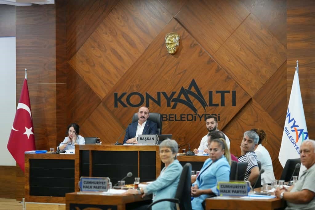 konyaalti-belediyesinin-2026-yili-butcesi-3-milyar-tl-olarak-belirlendi