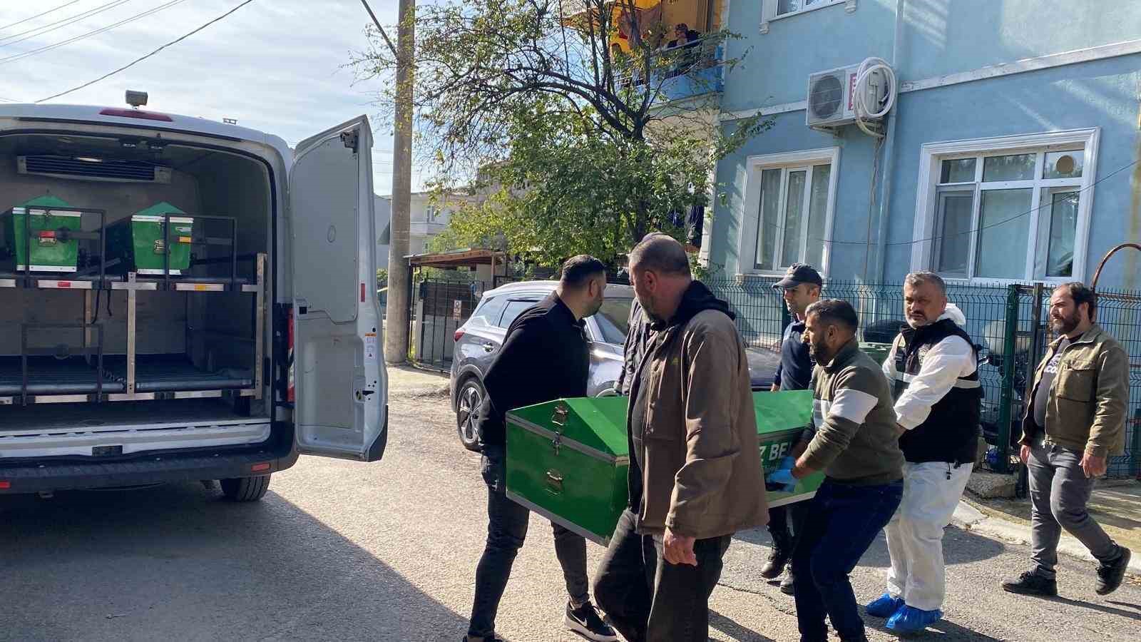 korfezdeki-cinayetin-altindan-dugun-tartismasi-cikti