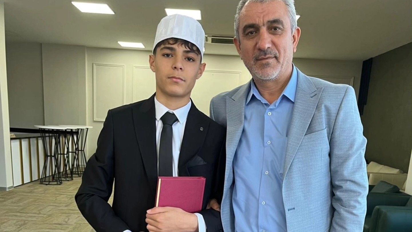 kuran-i-kerimi-guzel-okuma-yarismasinda-bolge-birinci-ve-ikincisi-amasyadan