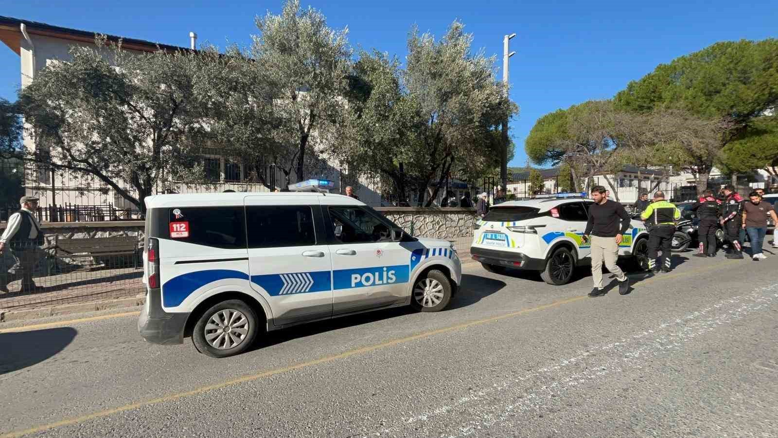 mentesede-silahli-ve-bicakli-kavga-iddasi