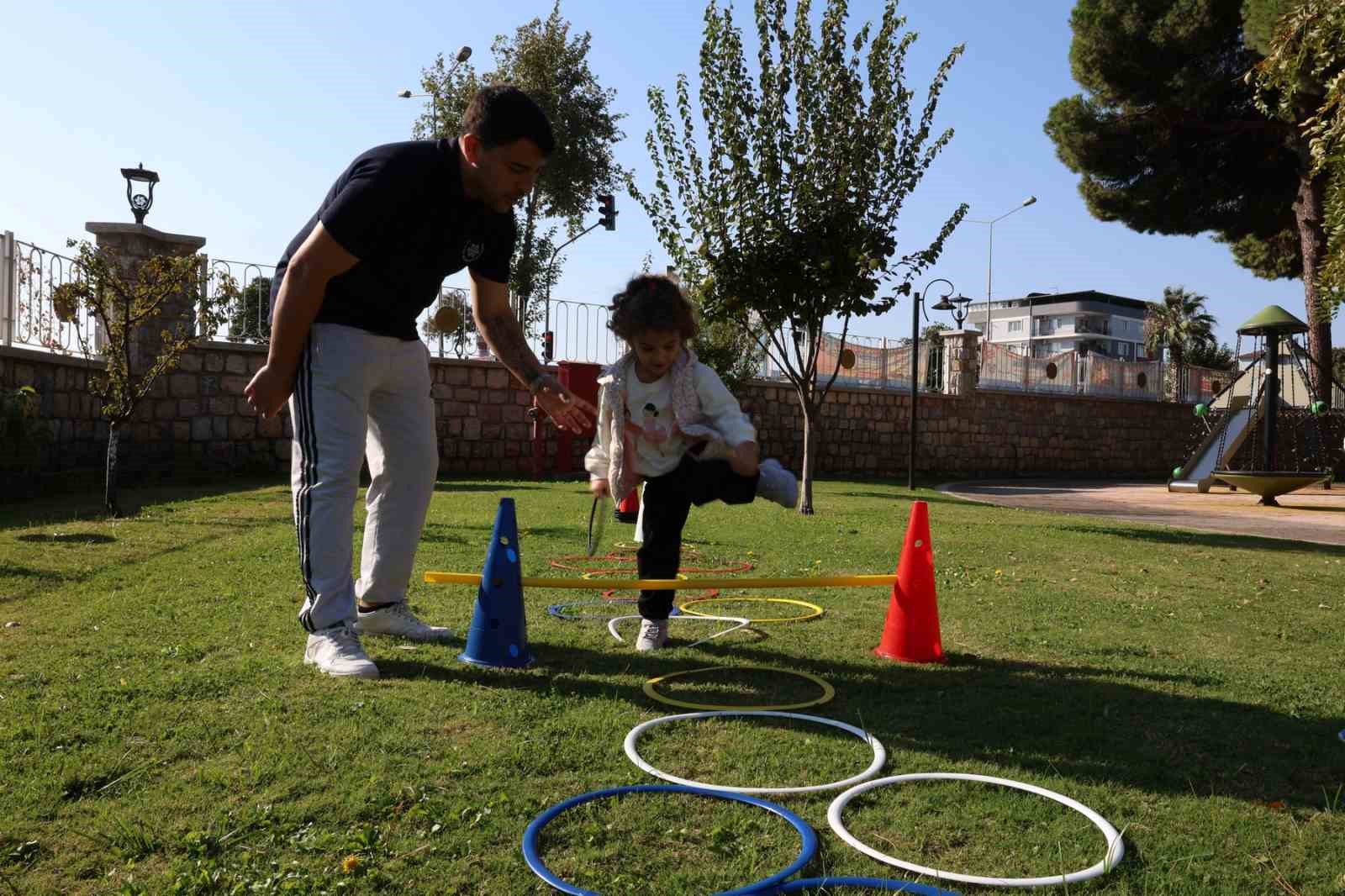 minik-ogrenciler-aydin-buyuksehir-belediyesi-ile-sporla-tanisiyor