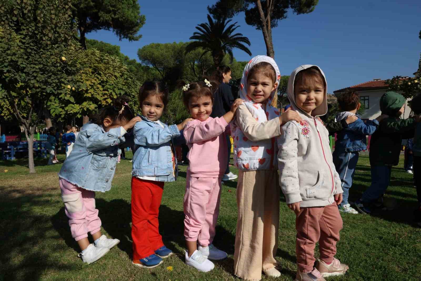 minik-ogrenciler-aydin-buyuksehir-belediyesi-ile-sporla-tanisiyor