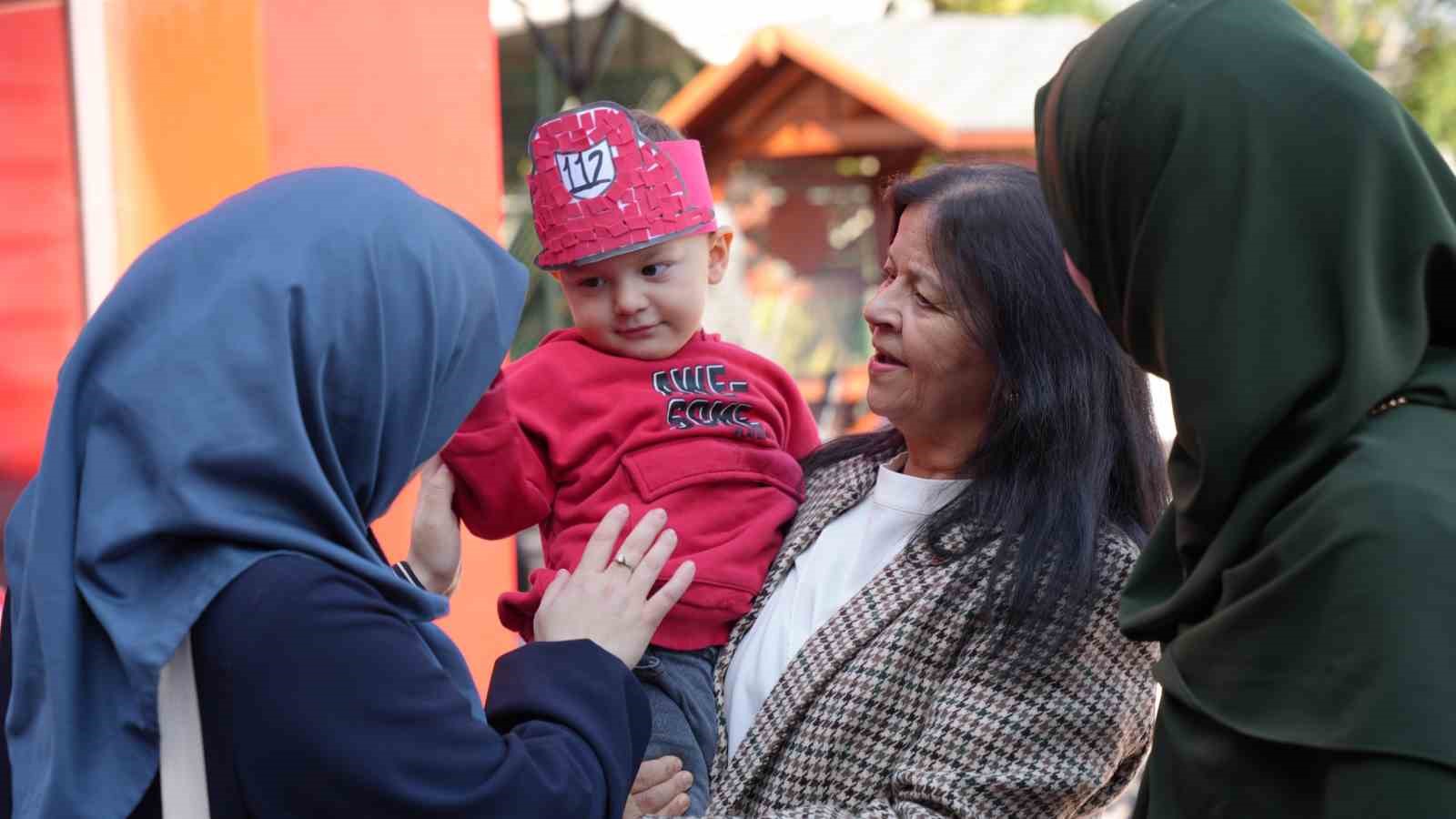 minik-ogrencilerden-itfaiyecilere-anlamli-ziyaret