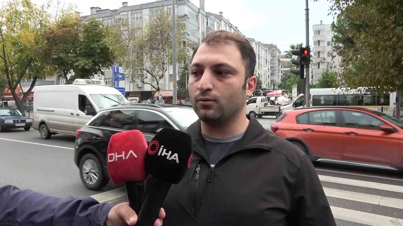 motosikletli-kuryenin-carptigi-yasli-adam-kanlar-icinde-yere-yigildi