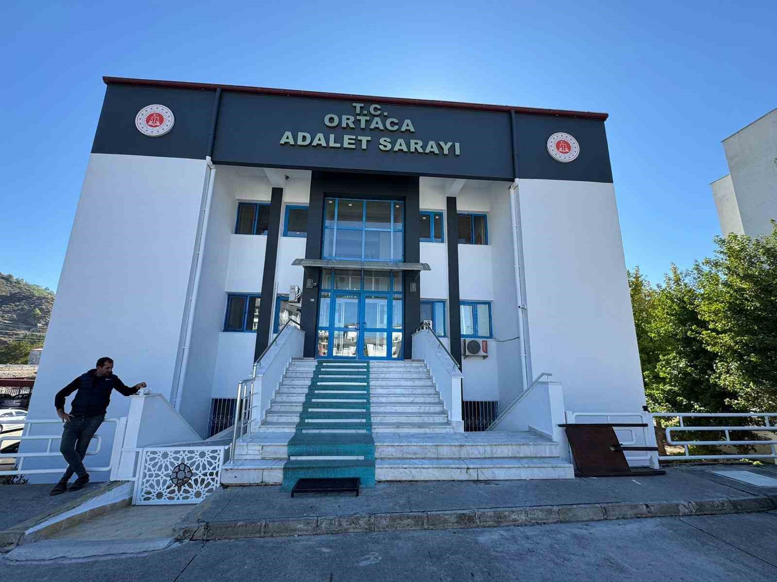 muglada-tefecilik-operasyonu-gozaltina-alinan-5-kisi-adliyeye-sevk-edildi