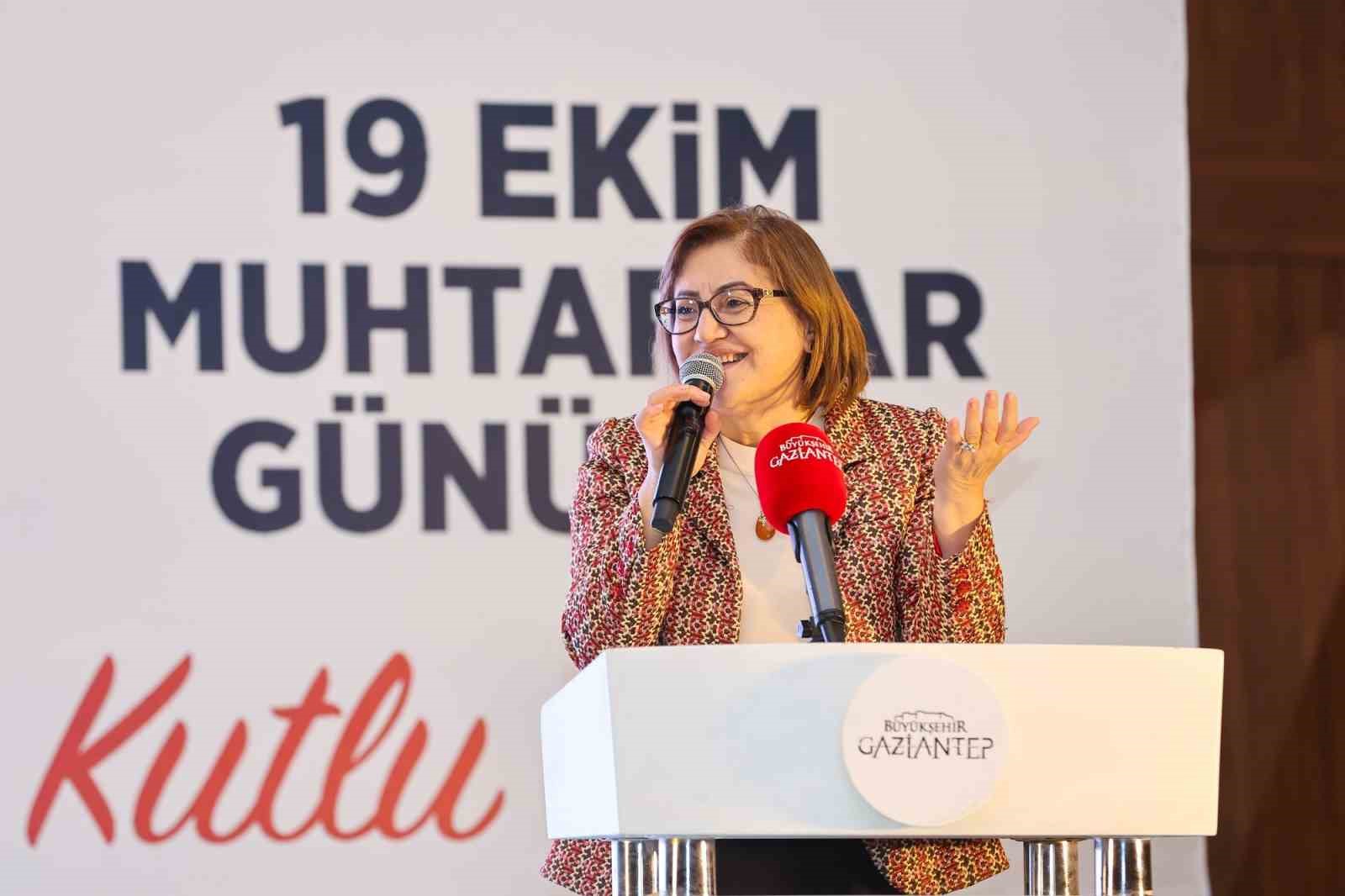 sahinden-muhtarlar-icin-konut-mujdesi