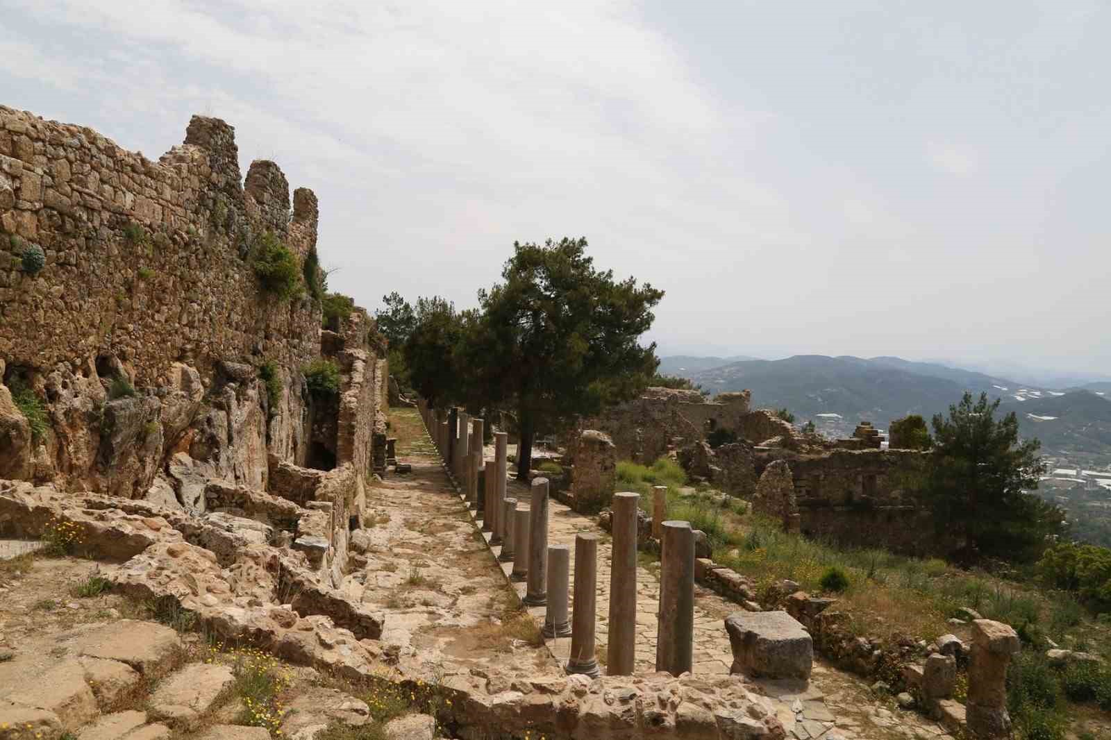 syedra-antik-kenti-dunyanin-gundeminde