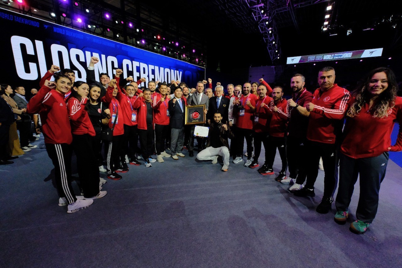 turkiye-taekwondoda-tarihinin-en-basarili-sampiyonasini-yasadi