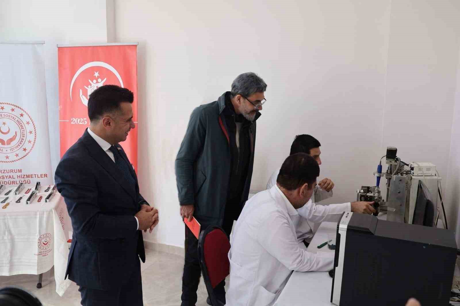 ugur-isilaktan-engelsiz-yasam-merkezine-anlamli-atolye-ziyareti