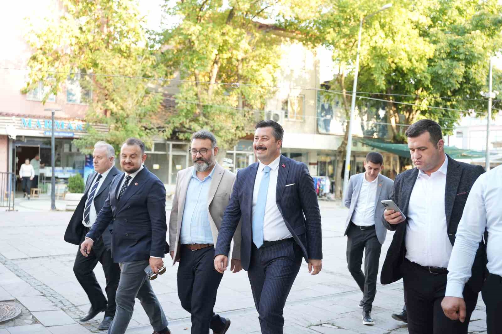 yenisehire-yeni-meydan-ve-tarihi-cesme