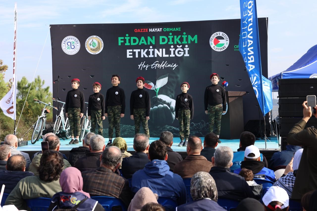 arnavutkoyde-gazze-icin-10-bin-fidan-dikildi