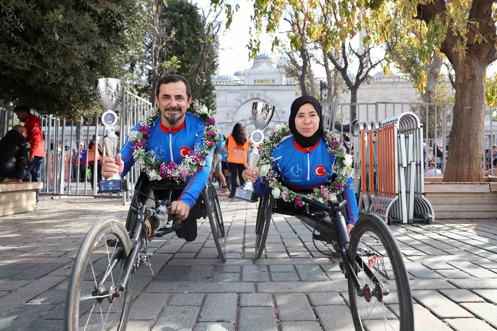 bagcilar-belediyesi-sporculari-istanbul-maratonunda-sampiyon-oldu