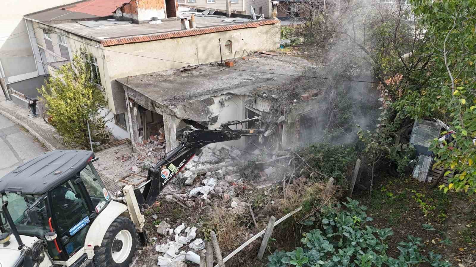 baskan-turkel-kacak-yapilasmaya-ve-metruk-yapilara-gecit-vermeyecegiz