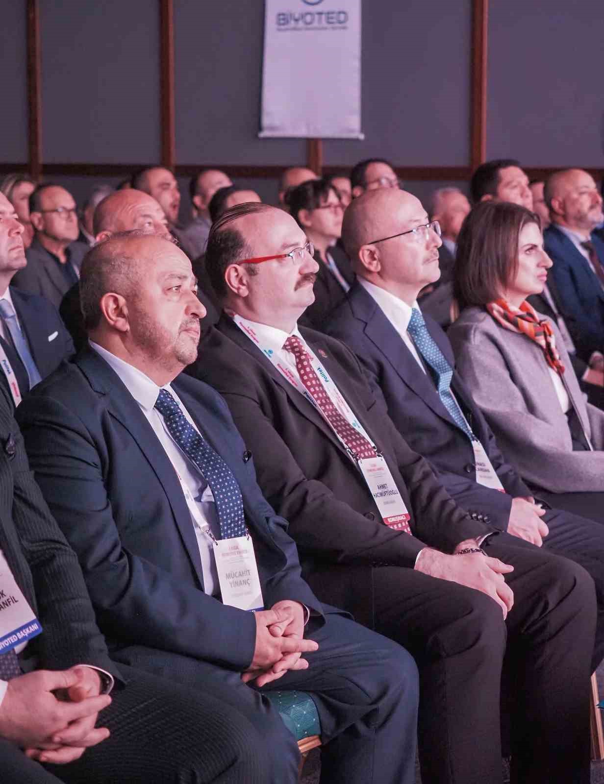 biyomedikal-sektoru-rektor-hacimuftuoglu-baskanliginda-bulustu