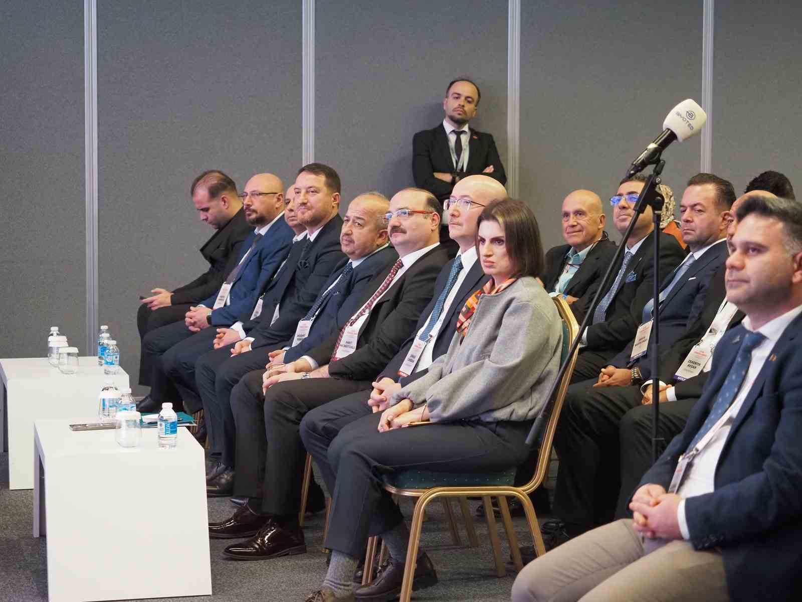 biyomedikal-sektoru-rektor-hacimuftuoglu-baskanliginda-bulustu