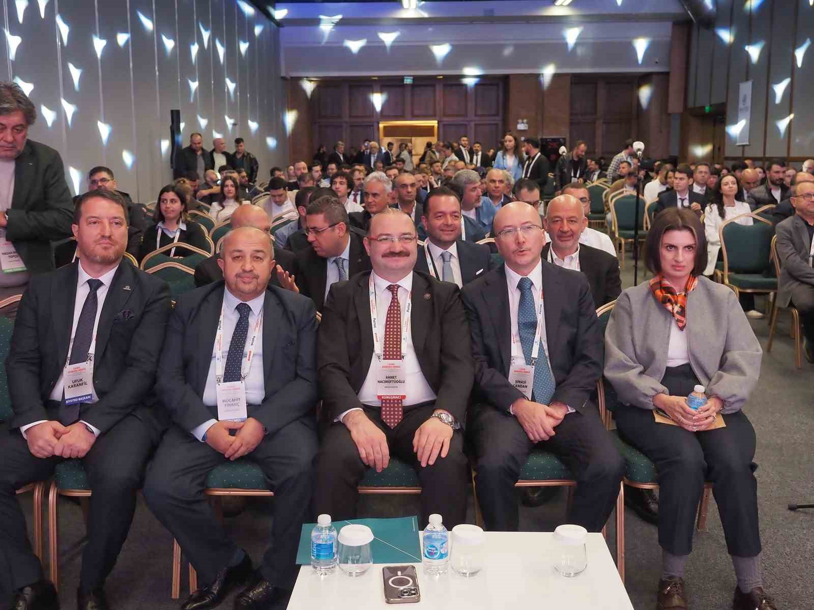 biyomedikal-sektoru-rektor-hacimuftuoglu-baskanliginda-bulustu