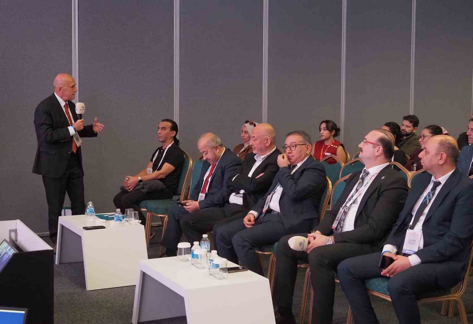 biyomedikal-sektoru-rektor-hacimuftuoglu-baskanliginda-bulustu