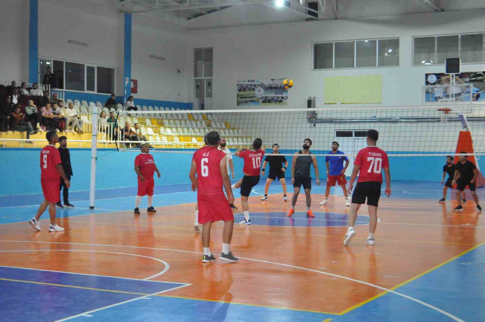 ceylanpinarda-19-takimin-katildigi-turnuvanin-sampiyonu-belli-oldu