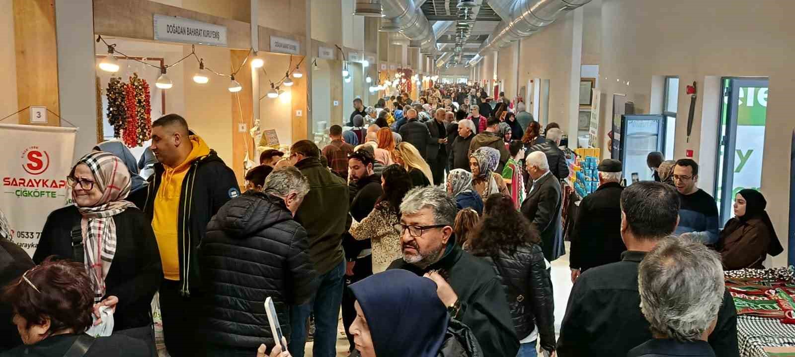 ditav-istanbul-sube-baskani-ahiakin-istanbulda-esen-bu-kardeslik-ruzgari-turkiyenin-her-yerine-yayilmali