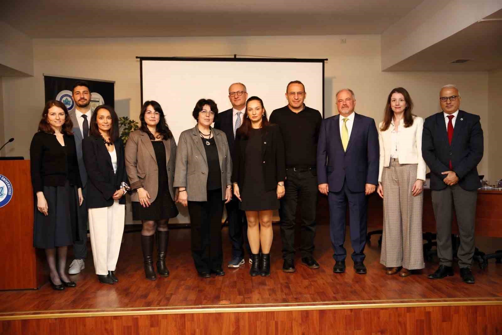 esogude-surdurulebilirlik-ve-rekabet-hukuku-sempozyumu-gerceklesti