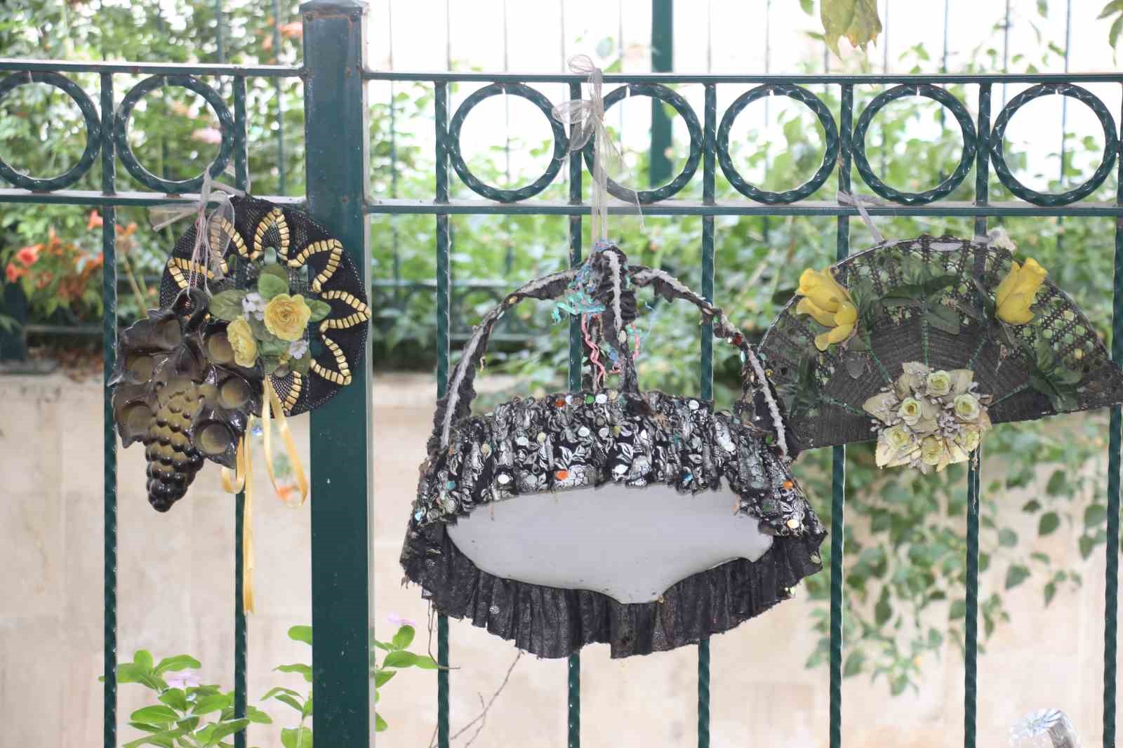 gecmisin-izlerini-lokantasinda-yasatiyor