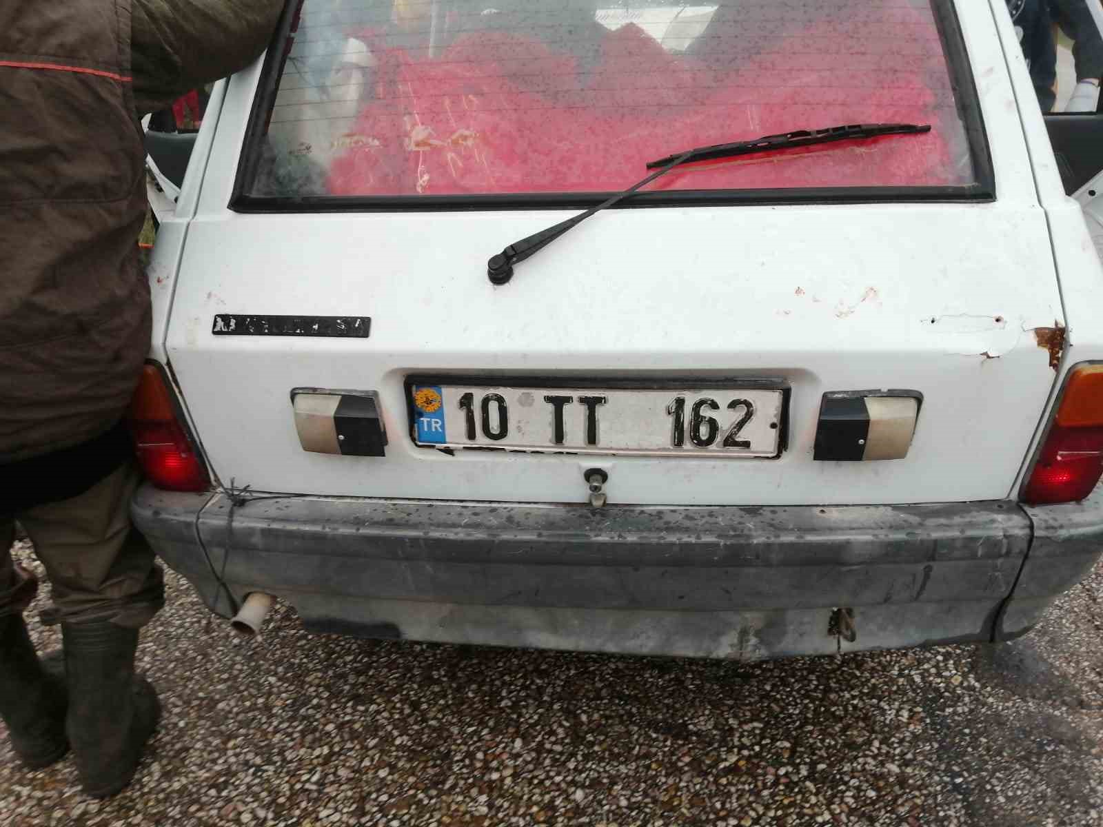 gonende-trafik-kazasinda-sikisan-surucu-itfaiye-ekiplerince-kurtarildi