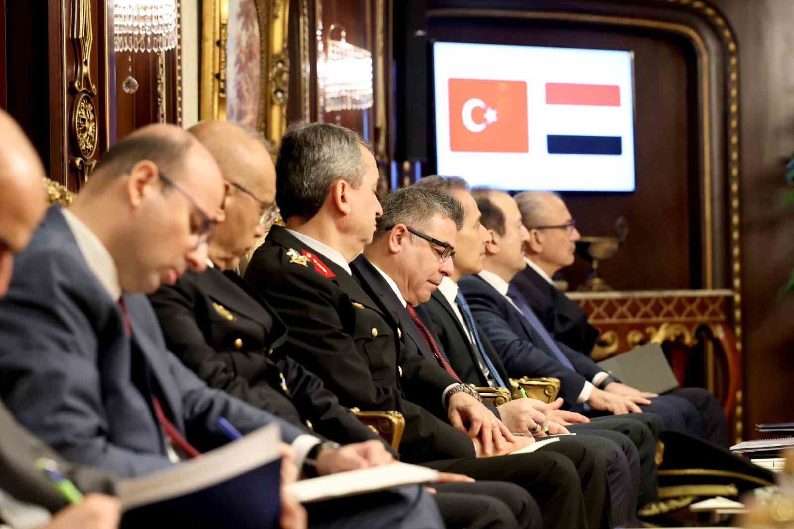 icisleri-bakani-yerlikaya-misirda