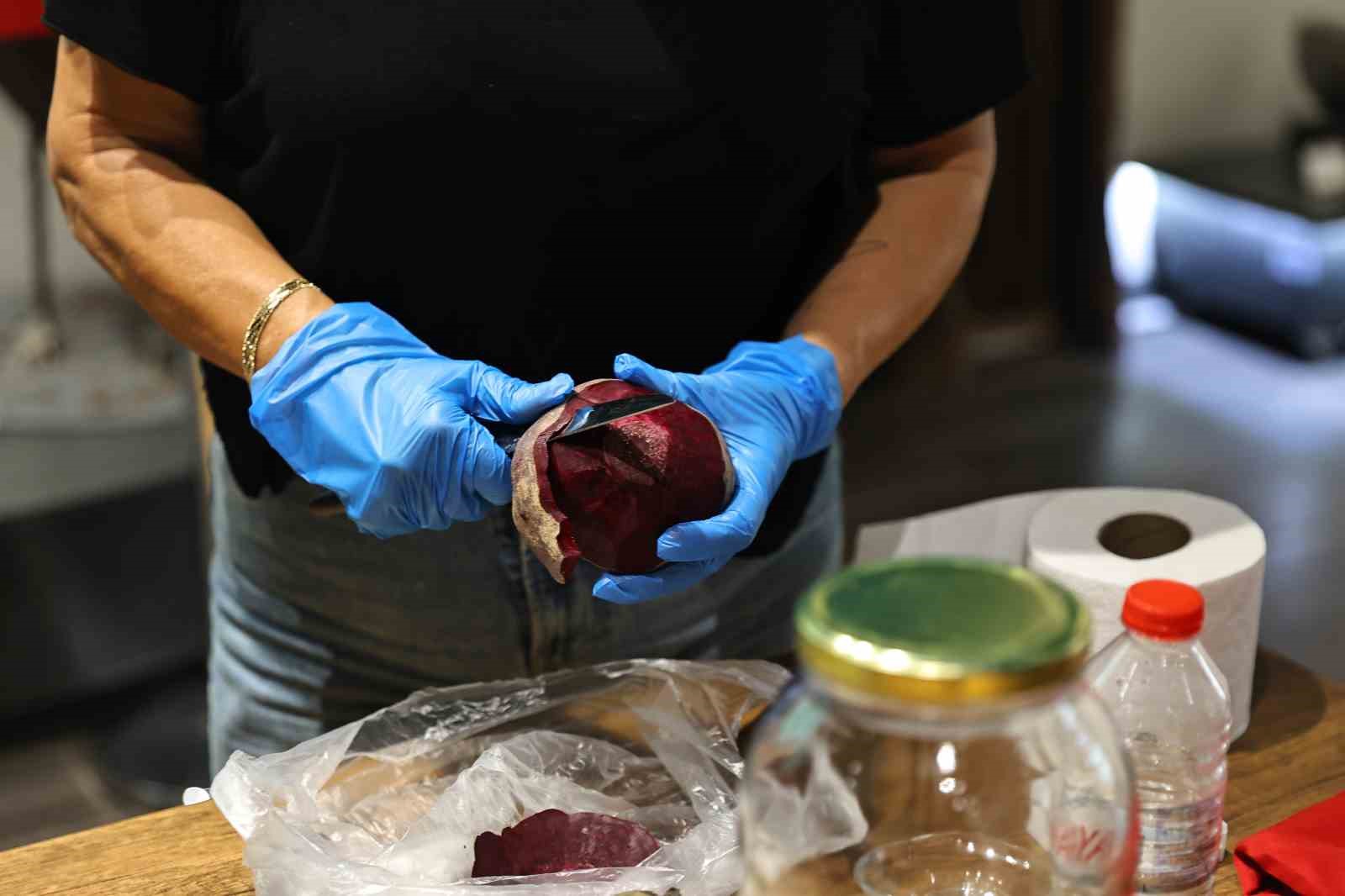 inovasyon-merkezinde-egitici-atolyeler-suruyor