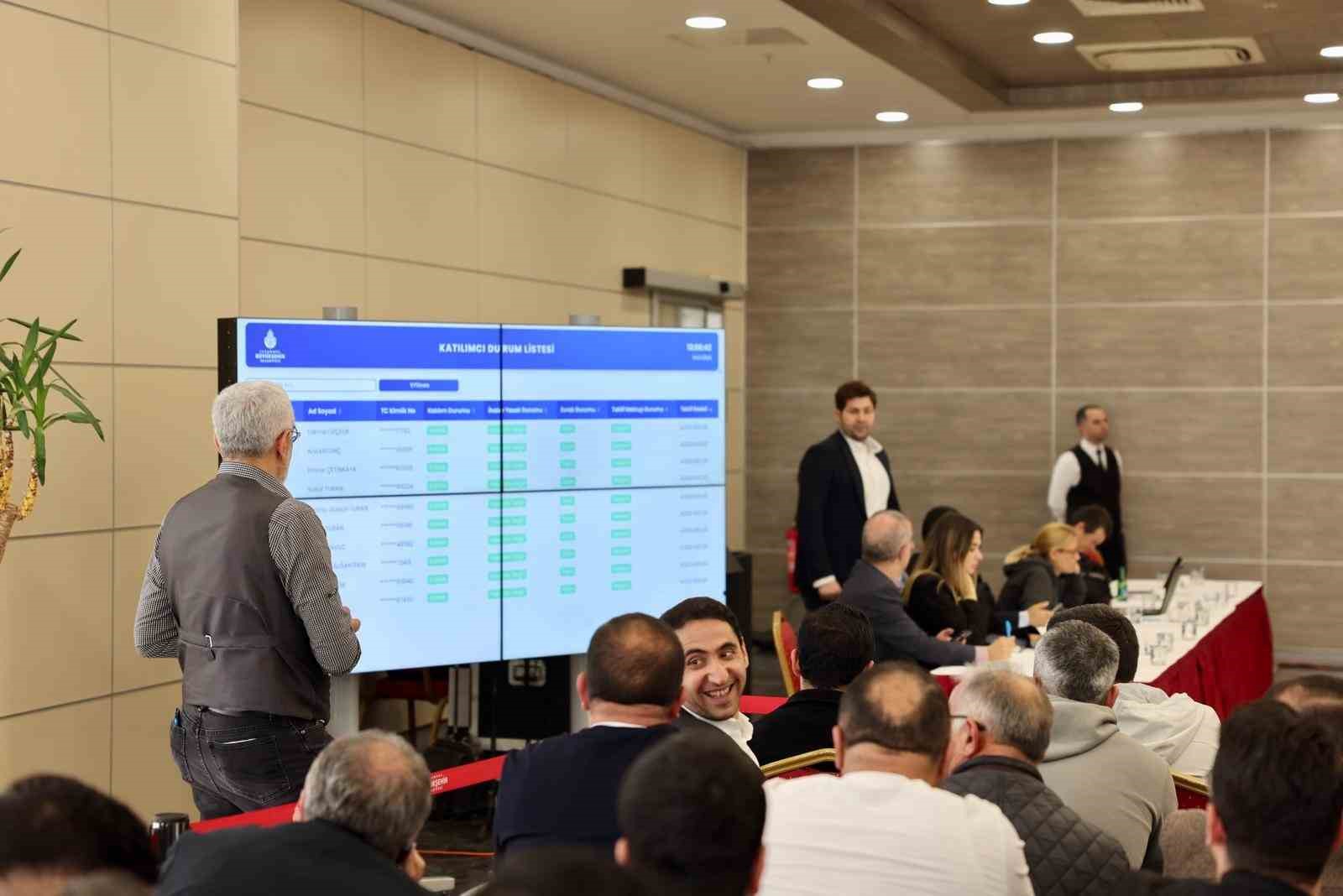 istanbulda-dorduncu-ihale-en-yuksek-taksi-plakasi-5-milyon-tlye-satildi